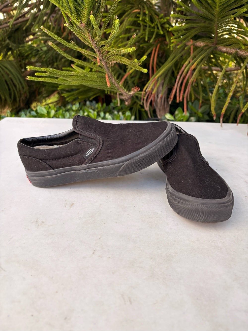 Vans Slip-On Shoes Boys Size: 3Y